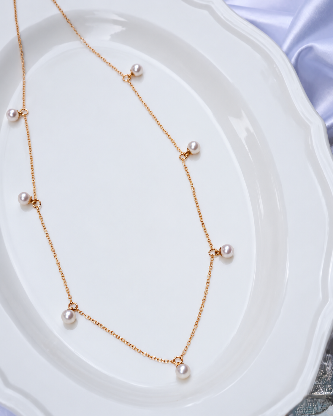 White freshwater pearl tin cup station necklace