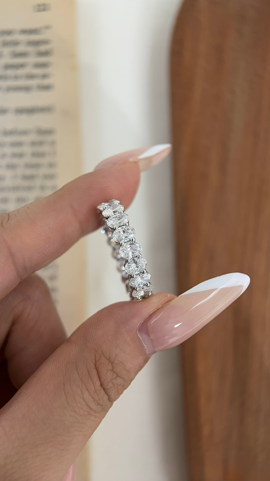 Oval lab-grown diamond eternity band in PT950 platinum