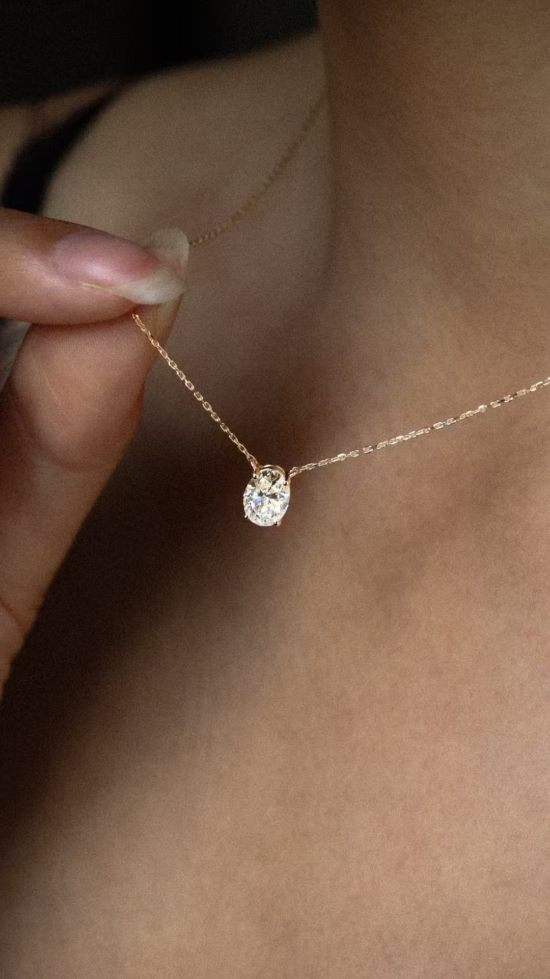 Oval lab-grown diamond solitaire necklace in 18K yellow gold